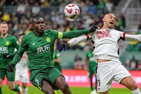 北京国安训练开放日，赛前刷新队史纪录引欢呼，中超在即，纪律约束更严格的简单介绍爱游戏网页